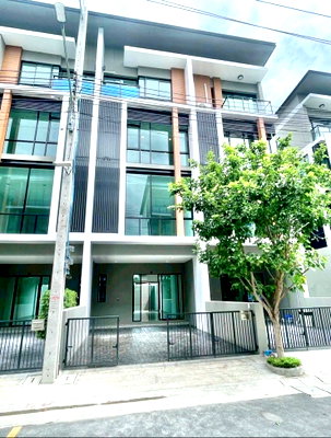 เช่าโฮมออฟฟิศ นวลจันทร์ : ให้เช่าพรีเมี่ยมเพลส มิกซ์ นวมินทร์ (Premium Place Mix Nawamin) ติดถนนใหญ่นวมินทร์ ใกล้MaxValu 