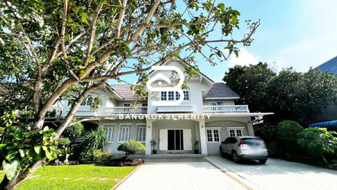 ขายบ้านเดี่ยว 2 ชั้นหลังใหญ่ หมู่บ้านเอกไพลิน ศรีนครินทร์ 