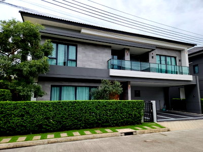Houses for rent Samut Prakarn : House for rent The City Bangna, ready to move in. If interested, contact Line @goodmanpro or call 0999029192.