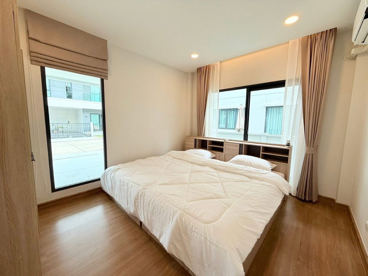 picture Centro                         Bangna  - 15/19