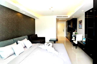 Condos for sale : High-Floor 1-BR 42 Sqm Cosy Beach View Condo, Pratumnak (ID 995766)