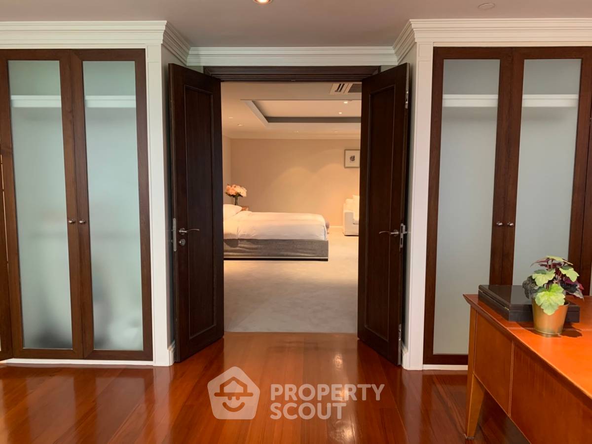 รูป คอนโด 4 ห้องนอน ขนาด 700 ตร.ม. ชั้น 43 โครงการ Las Colinas ใกล้ BTS อโศก 100 ม. (ID 566147) - รูปที่ 19/40