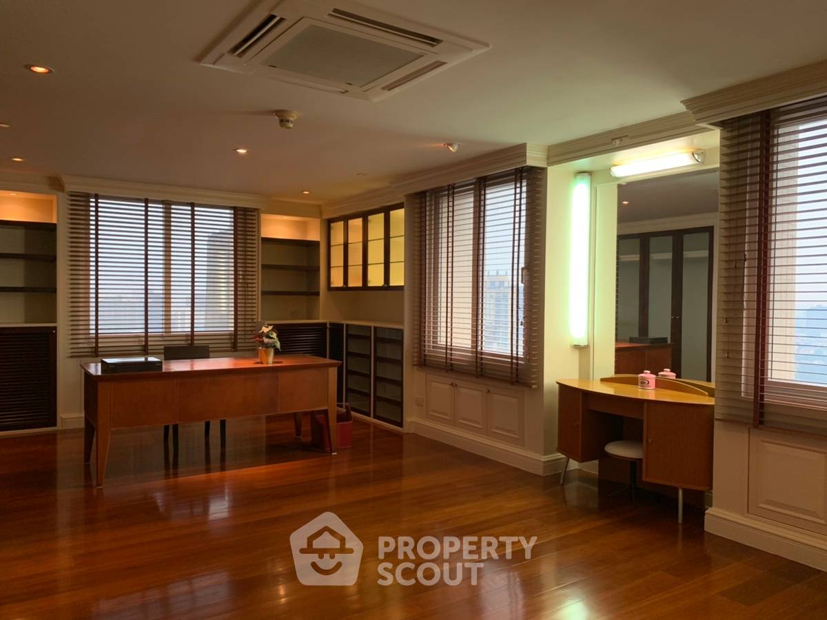 รูป คอนโด 4 ห้องนอน ขนาด 700 ตร.ม. ชั้น 43 โครงการ Las Colinas ใกล้ BTS อโศก 100 ม. (ID 566147) - รูปที่ 21/40