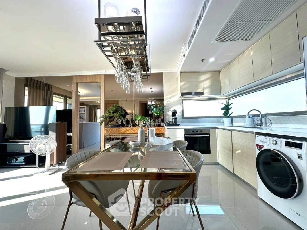 รูป คอนโด 2 ห้องนอน The Riviera Jomtien ชั้น 25 ใกล้หาดจอมเทียน (ID 2136881) - รูปที่ 9/12