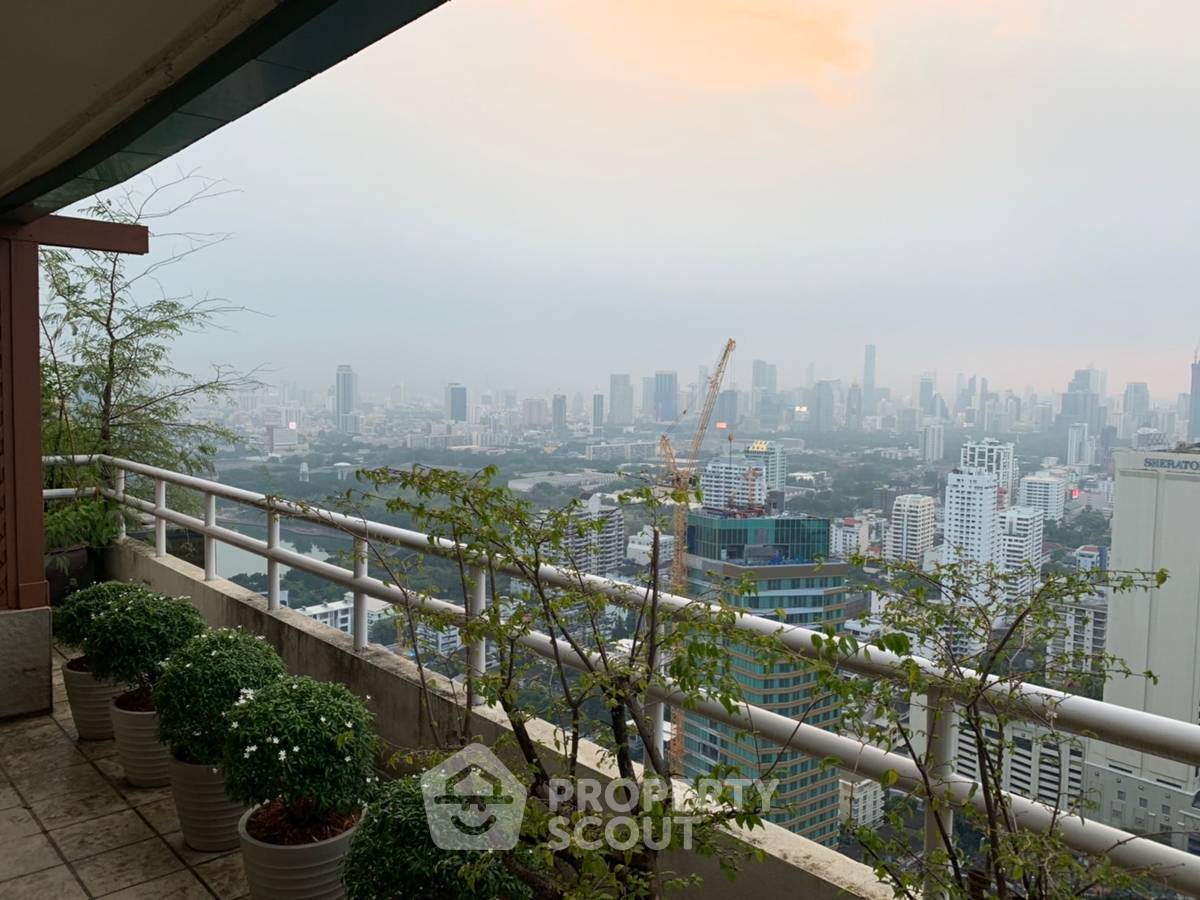 รูป คอนโด 4 ห้องนอน ขนาด 700 ตร.ม. ชั้น 43 โครงการ Las Colinas ใกล้ BTS อโศก 100 ม. (ID 566147) - รูปที่ 40/40