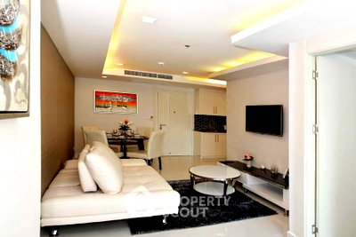 Condos for sale : 1-BR 49 Sqm Condo In Cosy Beach View Pratumnak, Near Pratumnak (ID 995776)