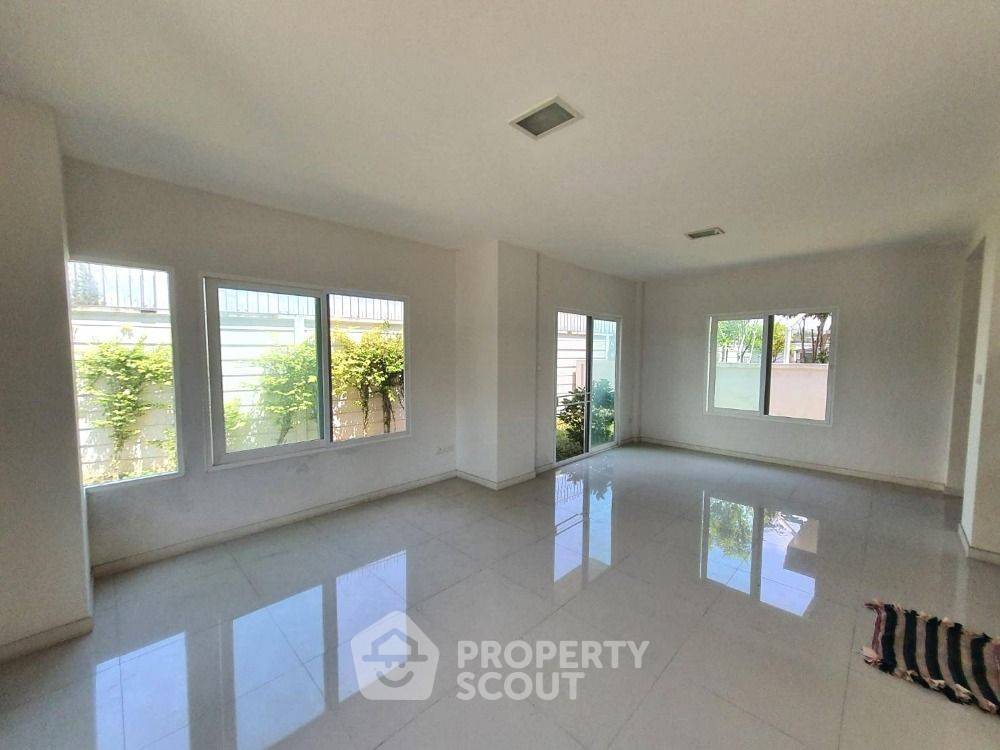 รูป คอนโด 3 ห้องนอน 150 ตร.ม. ขาย Panna Residence 3 ใกล้ CMU (สุเทพ) (ID 2150297) - รูปที่ 9/9
