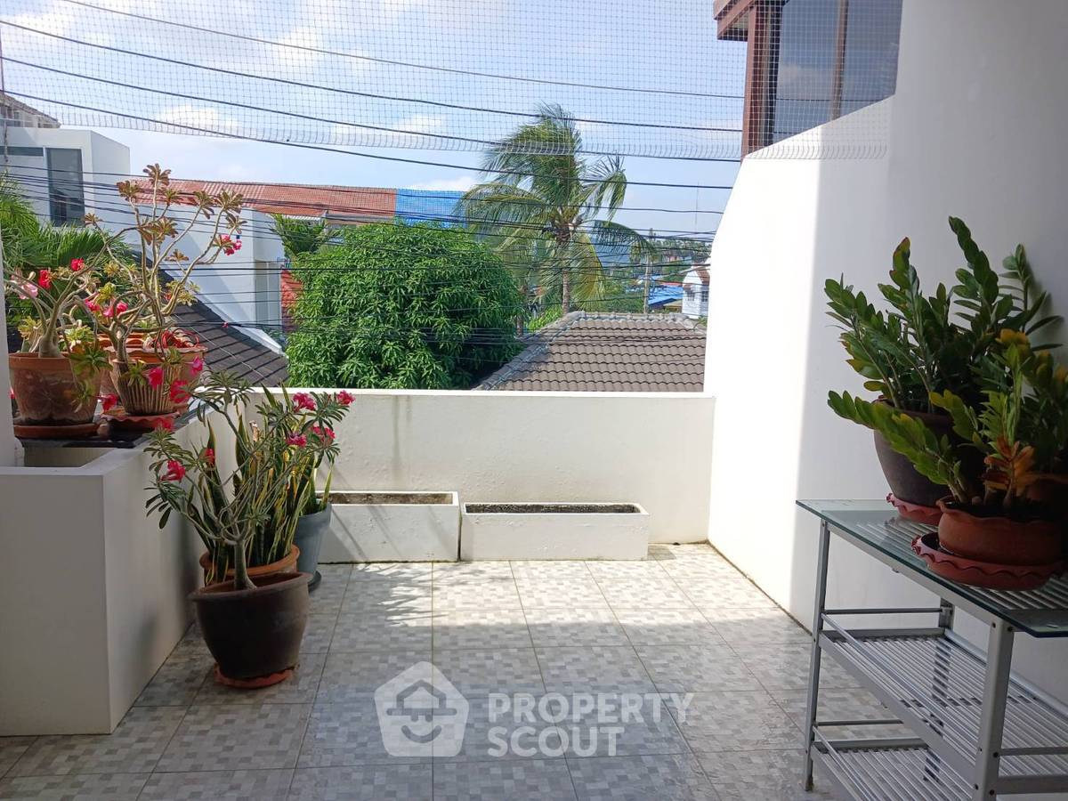 รูป ทาวน์เฮาส์ 4 ห้องนอน ขนาด 250 ตร.ม. ย่านสถานีรถไฟหัวหิน (ID 2322872) - รูปที่ 18/20