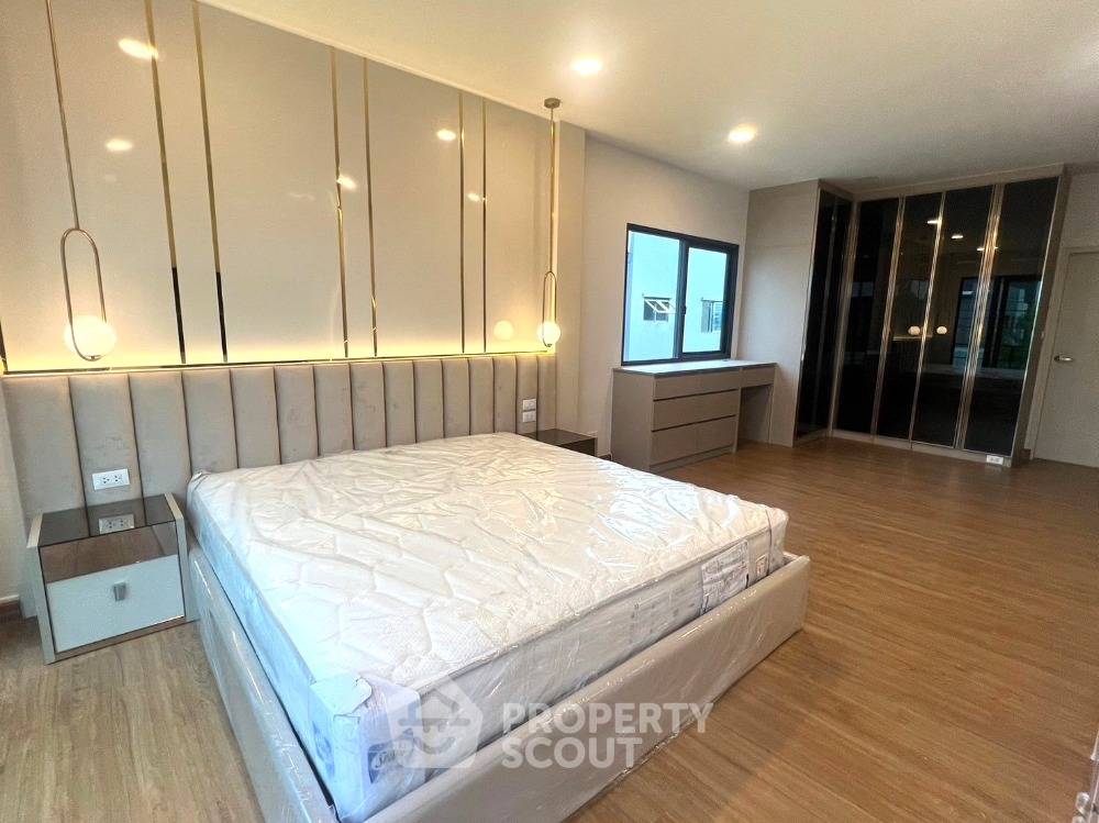 รูป บ้านให้เช่า 5 ห้องนอน พื้นที่ 260 ตร.ม. บางแก้ว บางพลี สมุทรปราการ 📍 (ID 1374858) - รูปที่ 7/29