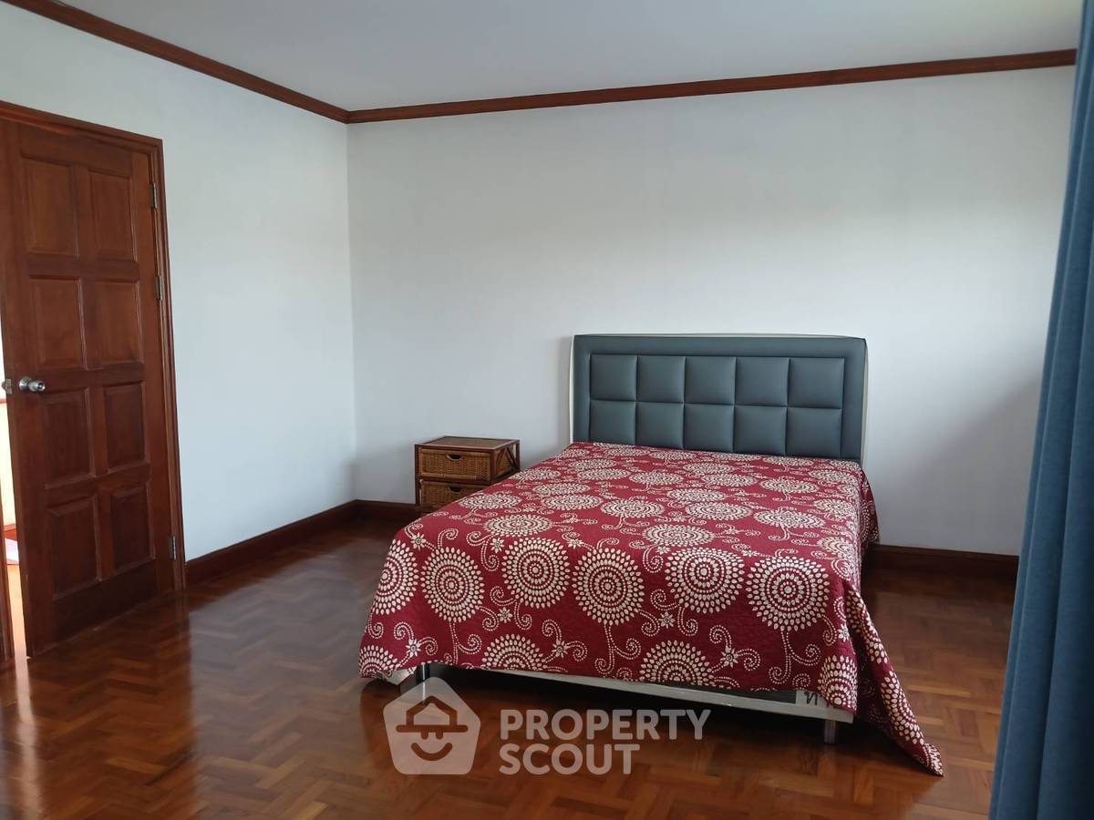 รูป ทาวน์เฮาส์ 4 ห้องนอน ขนาด 250 ตร.ม. ย่านสถานีรถไฟหัวหิน (ID 2322872) - รูปที่ 5/20