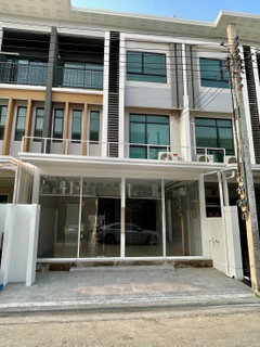 ขาย Townhome 3 ชั้น พาทิโอ รามอินทรา - วัชรพล (Master Type) บ้านใหม่ ไม่เคยเข้าอยู่ | Built-in สวยงาม | เหมาะอยู่อาศัยและทำธุรกิจ | ขายพร้อมผู้เช่า