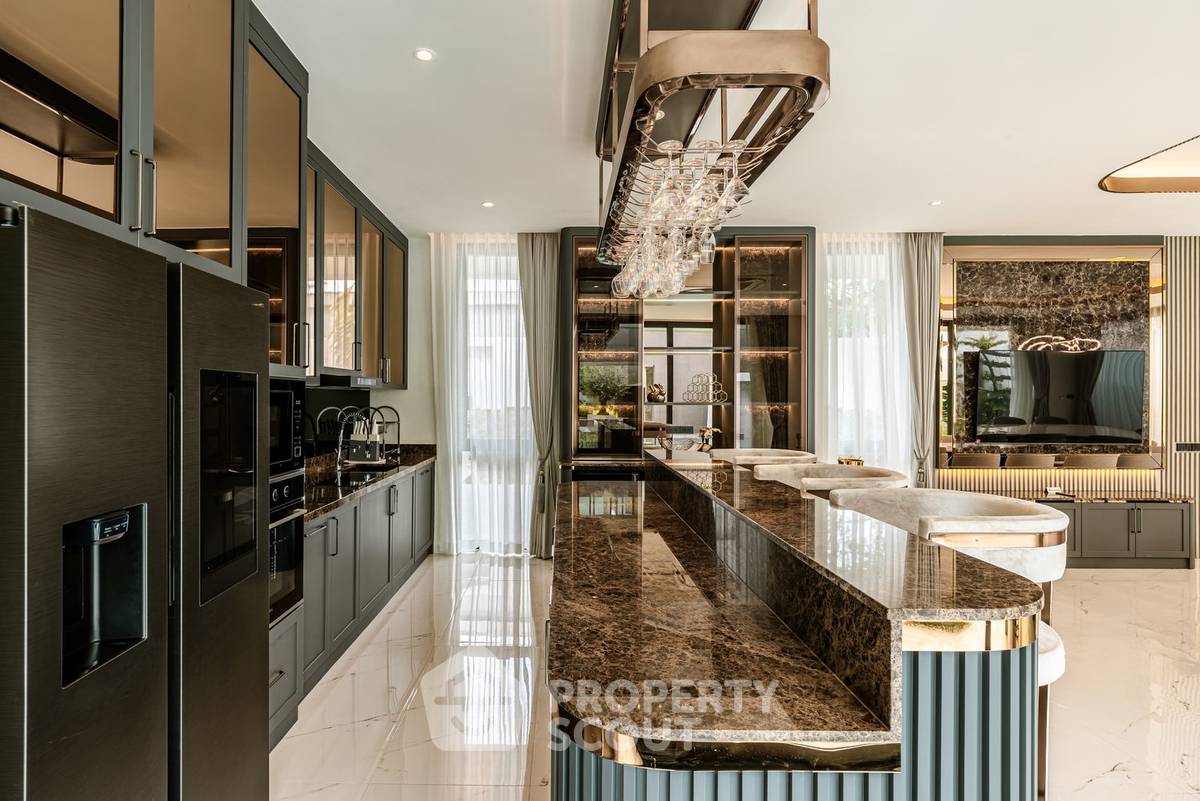 รูป วิลล่า 8 ห้องนอน ที่เลี้ยงสัตว์ได้ โครงการ Pandora Penthouse Pattaya (ขาย) (ID 2327065) - รูปที่ 13/27