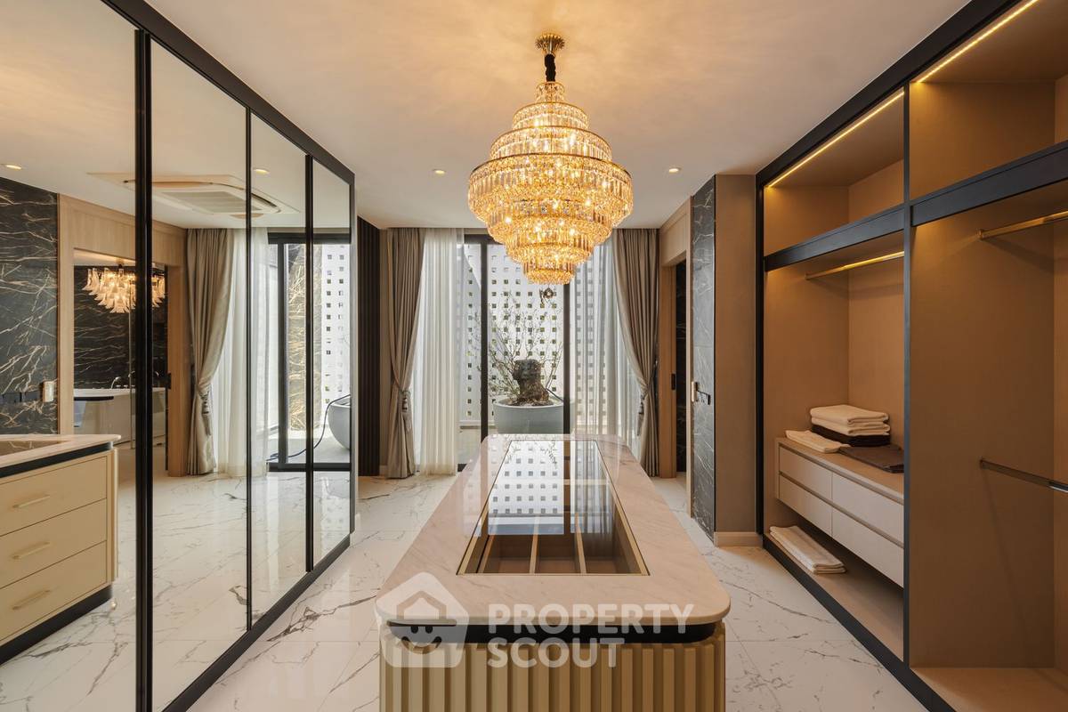 รูป บ้านวิลล่า 8 ห้องนอน ขาย พร้อมรับสัตว์เลี้ยง โครงการ The Elegant Penthouse Pattaya (ID 2326999) - รูปที่ 11/46