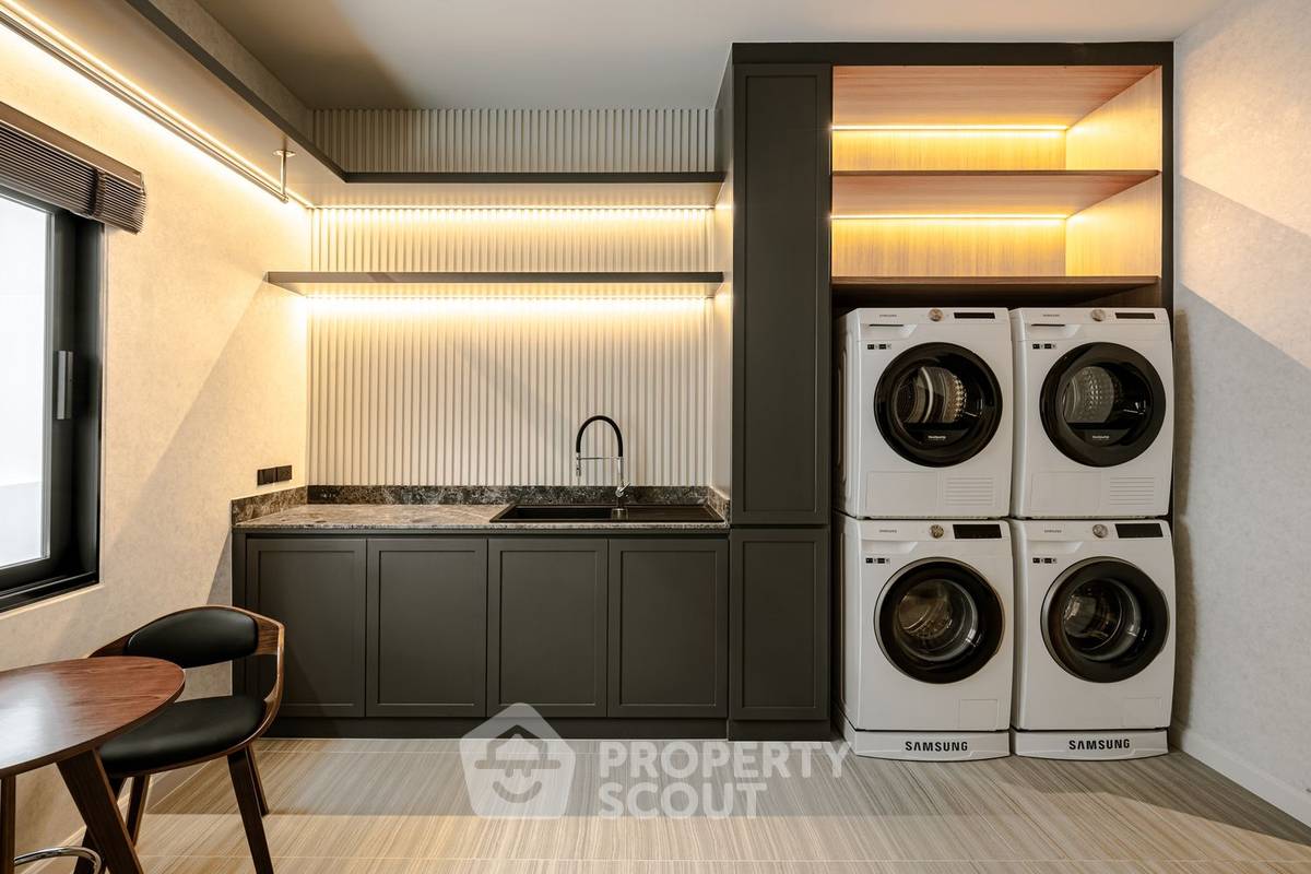 รูป วิลล่า 8 ห้องนอน เพ็ทเฟรนด์ลี่ โครงการ Pandora Penthouse Pattaya พัทยา (ID 2327065) - รูปที่ 9/27