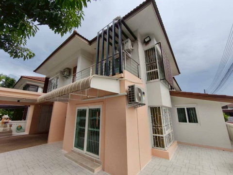 โครงการ ศิริพร ดอนจั่น บ้านสวย modern luxury ให้เช่า 30,000 บาท