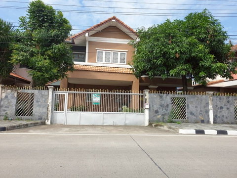 🏡 Single House for Sale on Main Soi – Bueng Khwang Soi 60 Sq.wah Prapawan Home Project Great Value with High Potential!