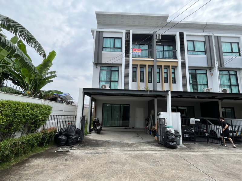 Houses for sale : Patio Watcharapol-Ramindra Bang Khen