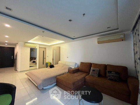 High-Floor 2-BR 82 Sqm Condo In Wongamat Tower, Near Sanctuary Of Truth 📍 (ID 2327138)