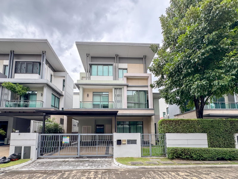 Houses for sale : 🔥For sale🔥3-Story House at Narasiri Topiary Nawamin, 63.2 sq.wah, 4Bedrooms/5Bathrooms, Fully Furnished, Prime Location