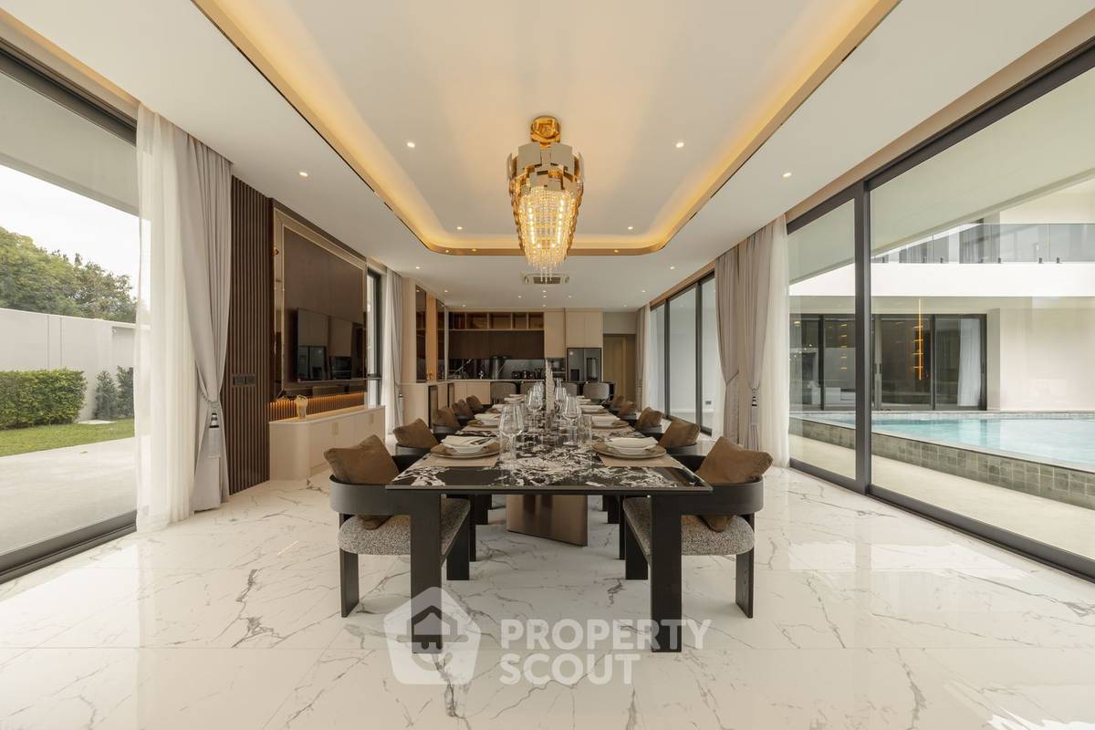 รูป บ้านเช่าหมาแมวเข้าได้ 8 ห้องนอน The Elegant Penthouse Pattaya (ID 2326999) - รูปที่ 13/46