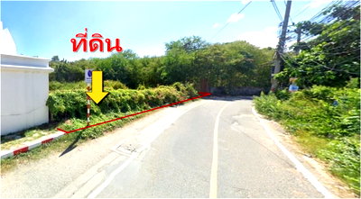 Land for sale Rubberland : Land for sale next to the sea, on Pattaya Road, Na Kluea, 4 rai, 3 ngan, 50 square wah, suitable for a resort or hotel.
