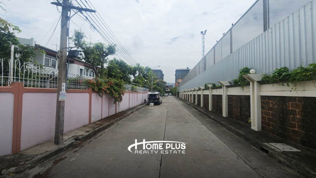 รูป ที่ดินพร้อมสิ่งปลูกสร้างซอยสวนมหาวงษ์4 ถนนสุขุมวิท64 - รูปที่ 2/18