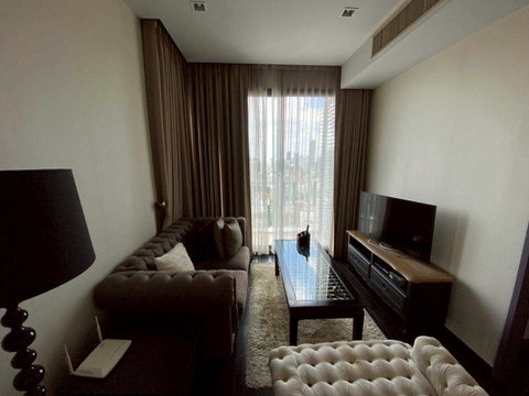 Newly Renovated | 2B2B ชั้นสูง 20+ แต่งสวย เฟอร์ครบพร้อมเข้าอยู่ 