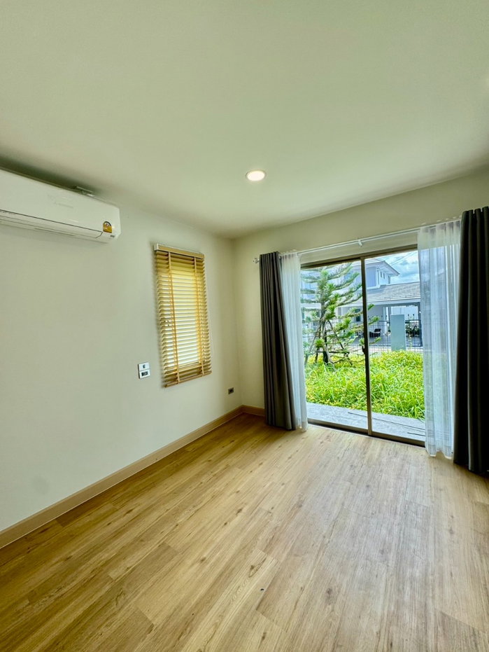 รูป ให้เช่าบ้านเดี่ยวใหม่ 4 ห้องนอน ม.วอเตอร์ฟร้อนท์ หนองค้อ ศรีราชา - รูปที่ 19/42