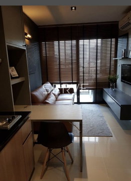 Modren 1 Bed Unit For Sale Good Location Close To MRT MRT Phahon Yothin station & Union Mall -Ideo Ladprao 5