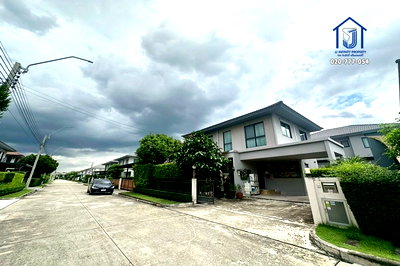 ขายบ้านเดี่ยว : ขายบ้านเดี่ยว 2 ชั้น หมู่บ้านเพฟ รามอินทรา–วงแหวน ซ.กาญจนาภิเษก 4 ใกล้แฟชั่นไอส์แลนด์–ทางด่วน