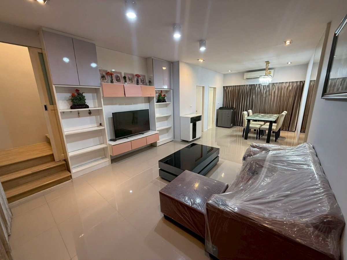 picture Baan Klang Muang Sukhumvit          77 - 16/17