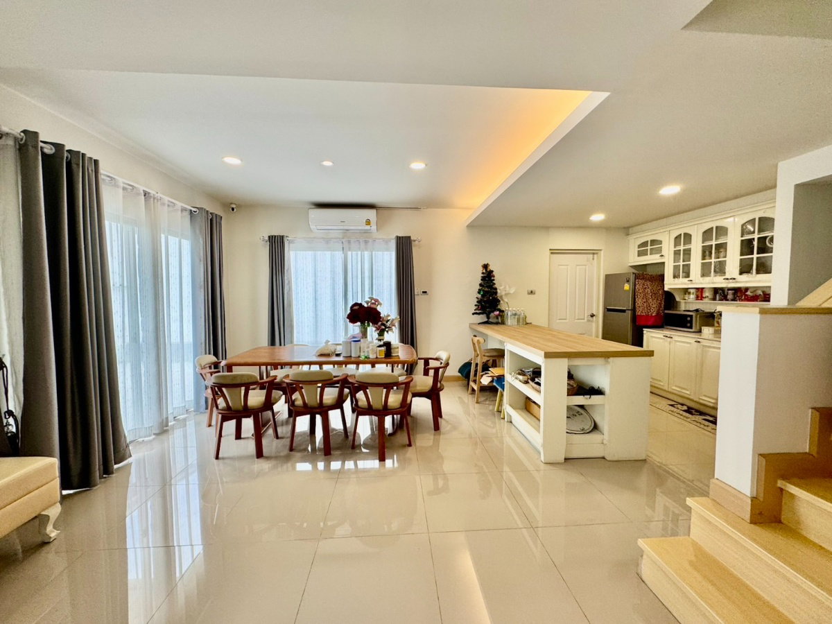 รูป ให้เช่าบ้านเดี่ยวใหม่ 4 ห้องนอน ม.วอเตอร์ฟร้อนท์ หนองค้อ ศรีราชา - รูปที่ 12/42