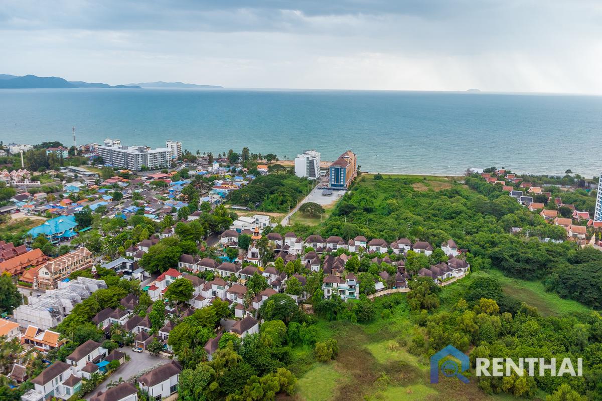 รูป บ้านหรู 3 ชั้น ใกล้หาดนาจอมเทียน - รูปที่ 13/23