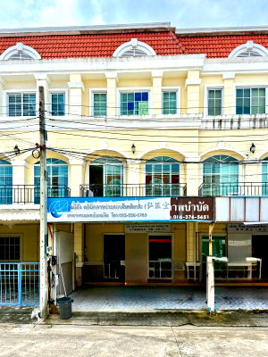 Townhouses for sale : Townhouse for sale, Worodom Place, opposite Seacon Square, Srinakarin