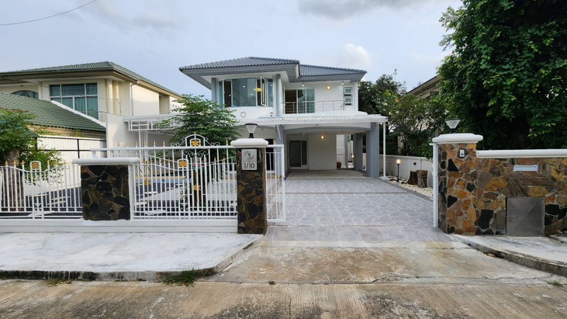 Houses for sale : 🏡 For sale: newly renovated, beautiful and luxurious detached house with private swimming pool! Supalai Orchid Park Village, Watcharapol 
