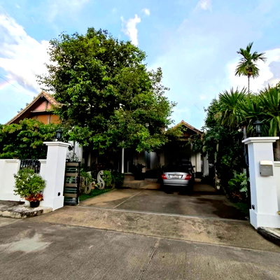 ขายบ้านเดี่ยว : ขายบ้านในโครงการหรูแสนสราญ หางดง-เชียงใหม่ สไตล์ล้านนา 2 ห้องนอน 3 ห้องน้ำ T.0946511456