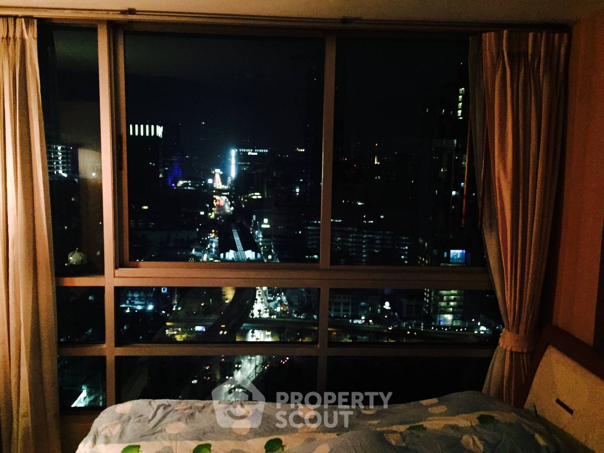 picture 2-BR Condo At Baan Pathumwan, 23rd-Floor, 300m To BTS Ratchathewi (ID 1448572) - 4/7