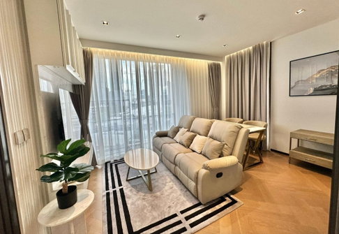 ว่างพร้อมอยู่! The Reserve. 1นอน 58ตร.ม. Line id: @pfagent