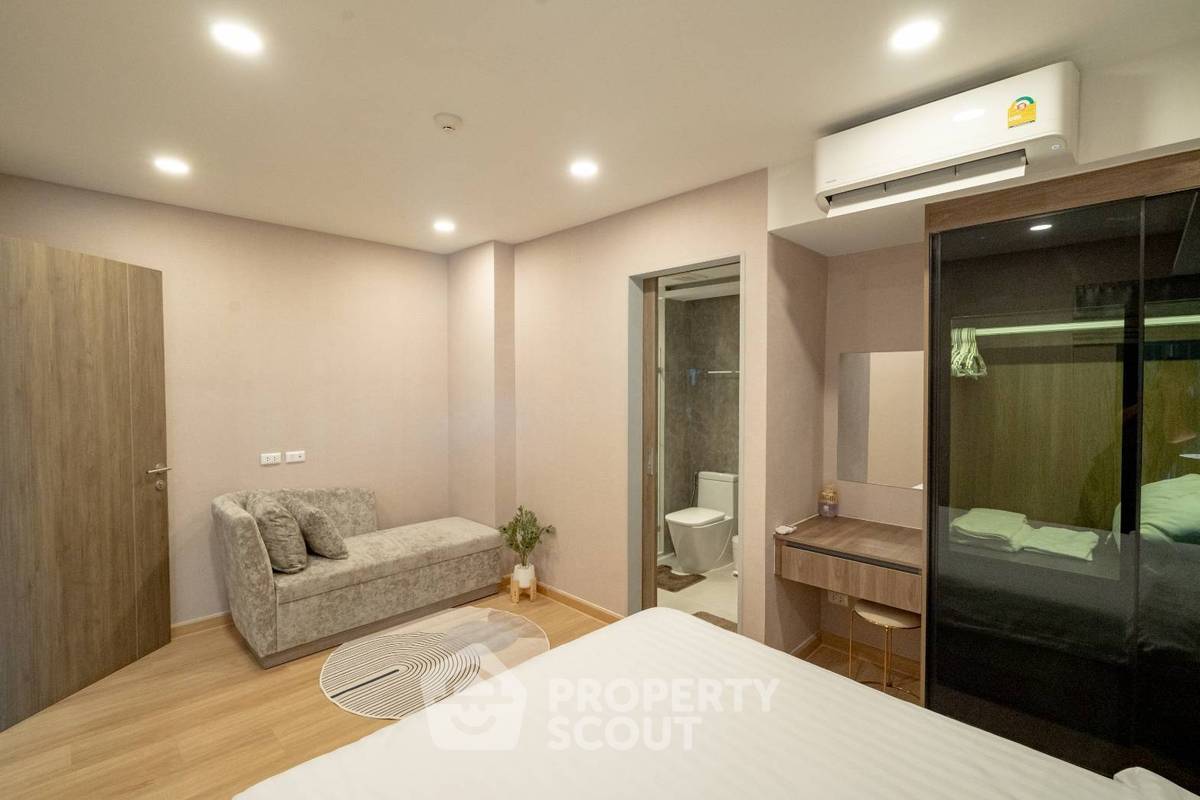 รูป คอนโด 2 ห้องนอน ให้เช่า ลอยด์ ซอยวิชัย-ทองหล่อ ชั้น 8 (ID 1826874) - รูปที่ 10/19