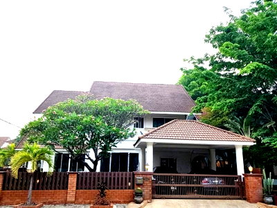 ขายบ้านเดี่ยว : ขายบ้าน พร้อมเฟอร์นิเจอร์ หมู่บ้านล้านนาธารา หางดง-เชียงใหม่ บรรยากาศเงียบสงบ ไม่พลุกพล่าน T.0946511456