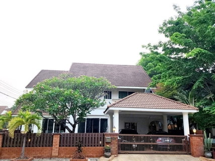 ขายบ้าน พร้อมเฟอร์นิเจอร์ หมู่บ้านล้านนาธารา หางดง-เชียงใหม่ บรรยากาศเงียบสงบ ไม่พลุกพล่าน T.0946511456
