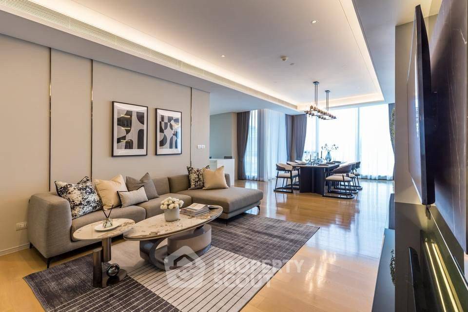 picture 2-BR 168 Sqm Condo For Sale, Baan Sindhorn, 400m to BTS Ratchadamri (ID 1519717) - 2/20