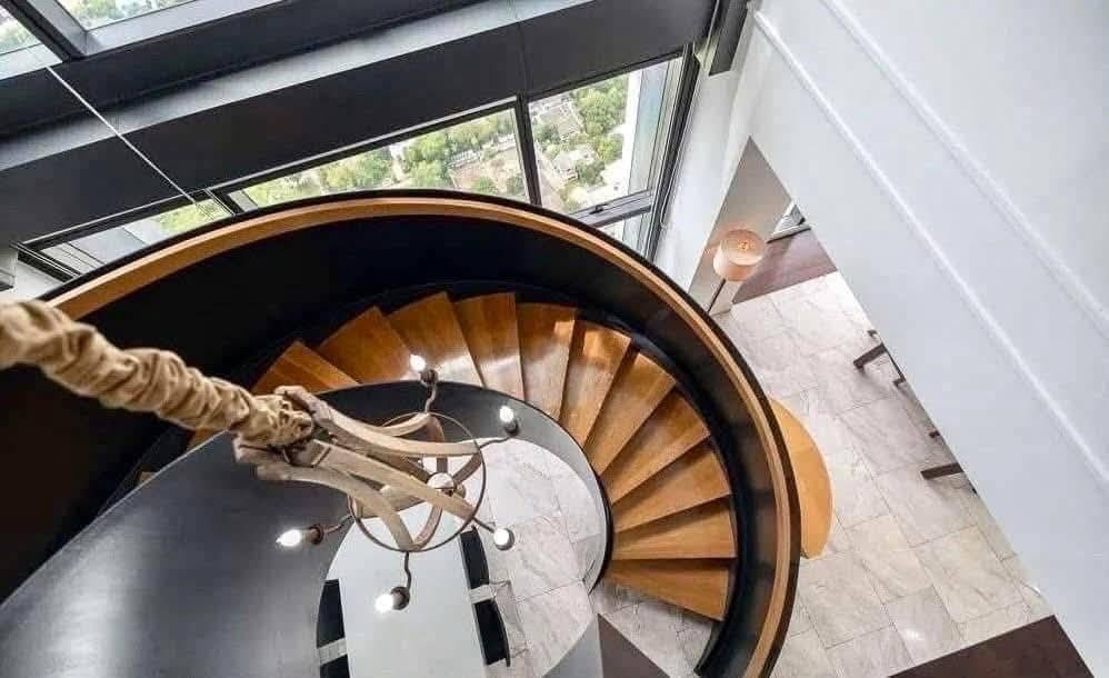 รูป ให้เช่า คอนโดหรู The Met Condominium ห้อง Duplex ตกแต่งสวย วิวแม่น้ำเจ้าพระยา 360 องศา- RW007010 - รูปที่ 12/23