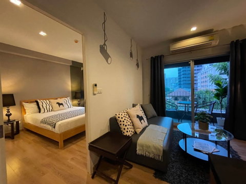 Big Room Nice Room 🏙️(For Rent) The Seed Musee Sukhumvit 26 [Phrom Phong]