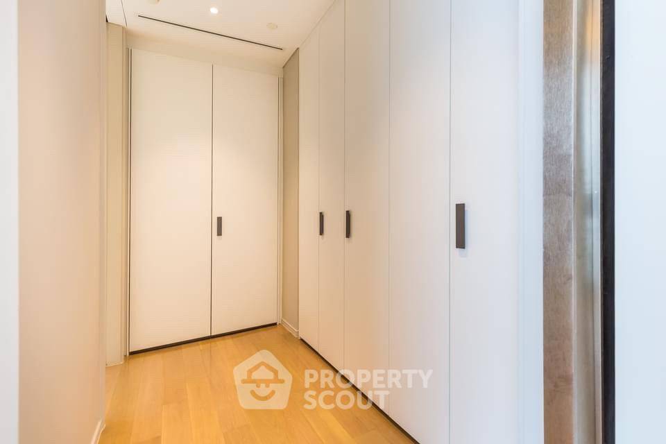 picture 2-BR 168 Sqm Condo For Sale, Baan Sindhorn, 400m to BTS Ratchadamri (ID 1519717) - 9/20