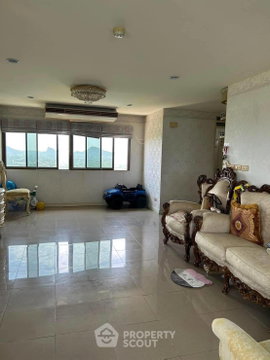 คอนโด 2 ห้องนอน 103 ตร.ม. ชั้นสูง ขายด่วน VIP Condochain Pattaya 📍 นาจอมเทียน (ID 1916583)