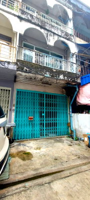อาคารพาณิชย์ วิทยาลัยป้องกันราชอาณาจักร (วปอ.) : ขายตึกแถว อาคารพาณิชย์  3 ชั้น ทำเลดี ถนนดินแดง ซอยตลาดศรีวนิช  สภาพดี พร้อมอยู่ ใกล้กับ ถ.ซอยราชปรารภ 22 เพียง 300 เมตร และ ถ.ราชวิถี