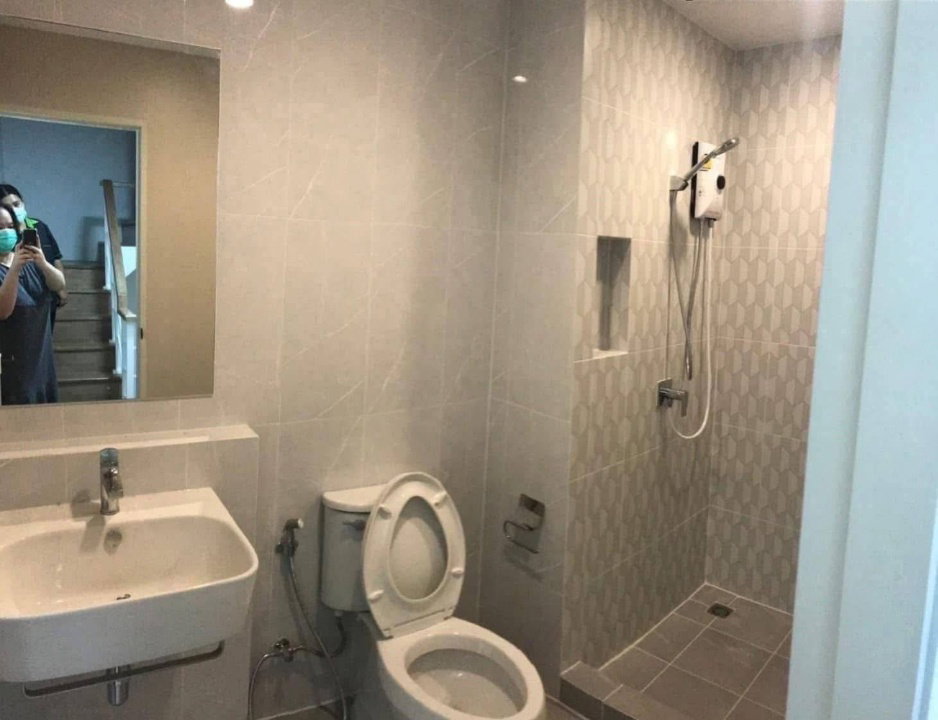 รูป ปล่อยขาย ทาวน์โฮม บ้านกลางเมือง บ้านใหม่ พื้นที่เยอะ เหมาะสำหรับครอบครัว- SW003047 - รูปที่ 5/20