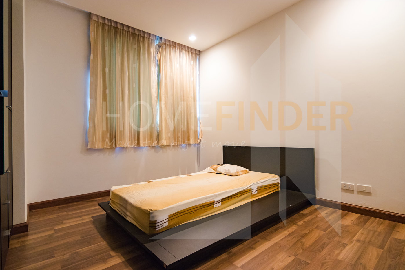 รูป The Rajdamri Residence 2 bedrooms, for rent - รูปที่ 29/36