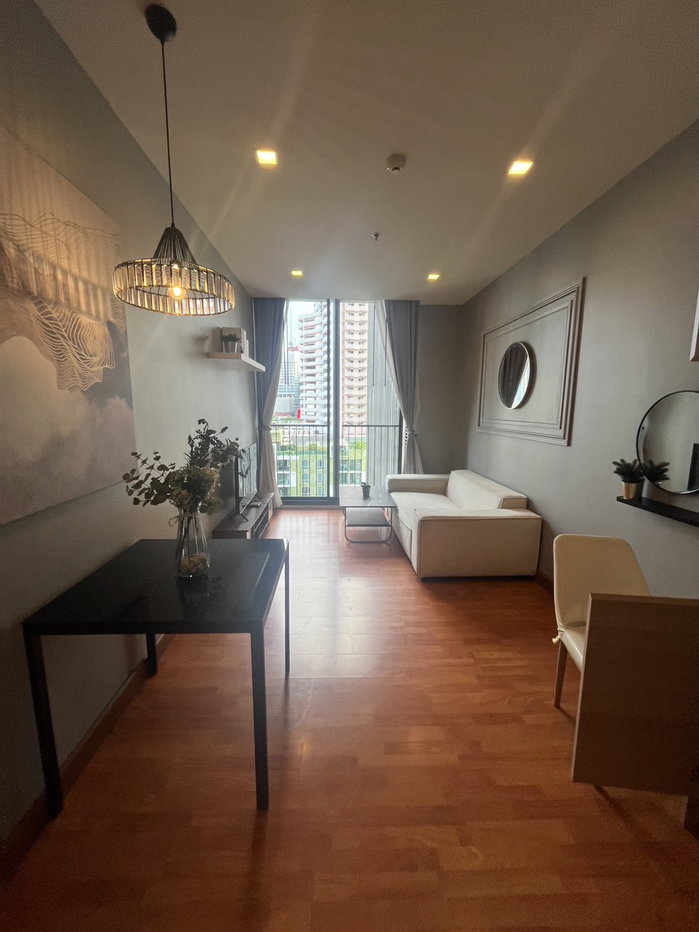 picture Noble Around Sukhumvit 33 1 bedroom, for rent - 8/17